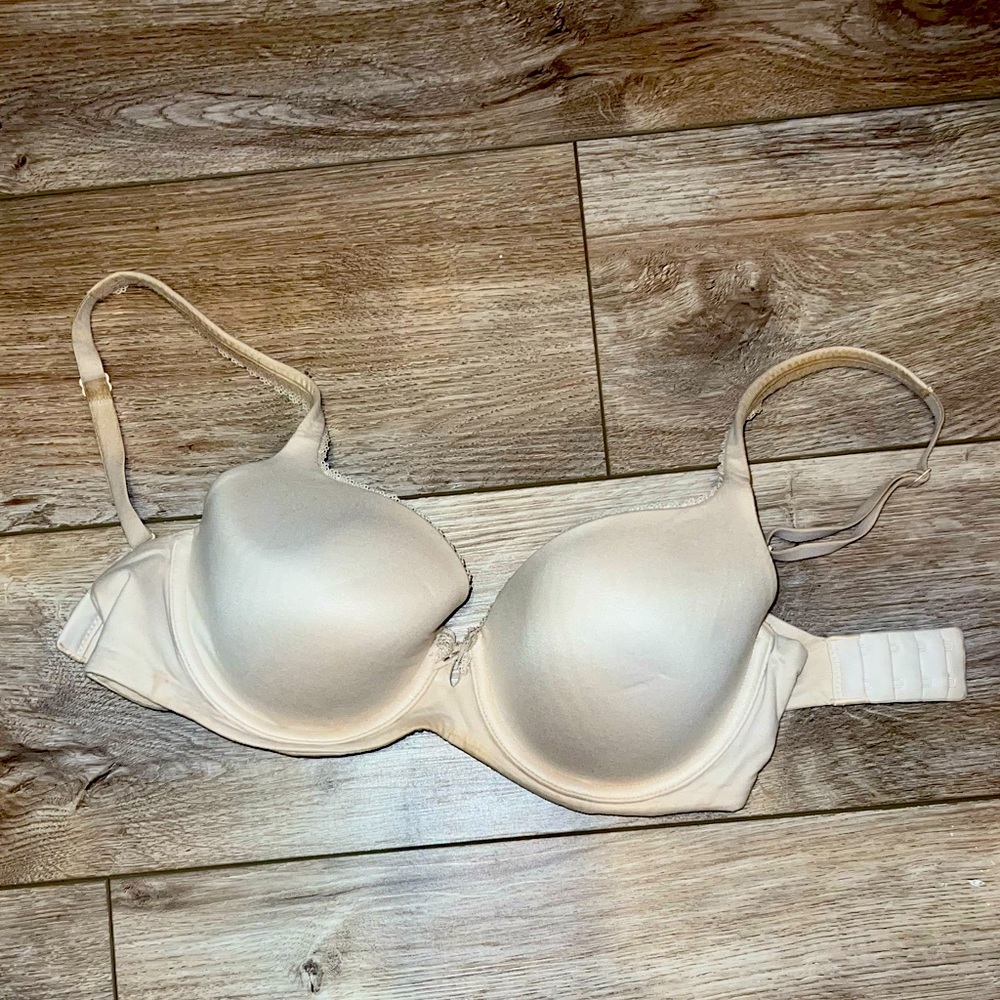 Body by Victoria Lined Demi 32DD